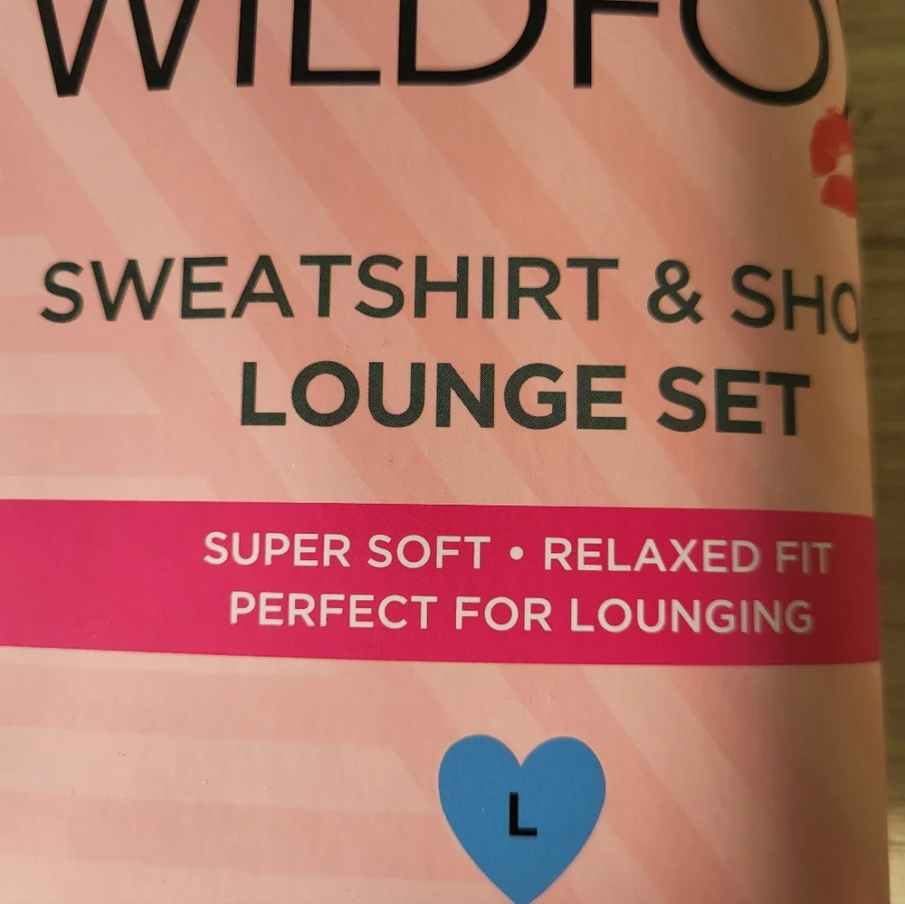 Wildfox Women Large Sweatshirt And Shorts Lounge Pajama Set Purple Star‎ Tie Dye